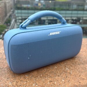 Gemini GTR-100 Portable Retro Bluetooth Speaker Dual 3 Woofers AUX Rechargeable Battery Bass Treble Controls Stereo Sound Vintage Style BLACK